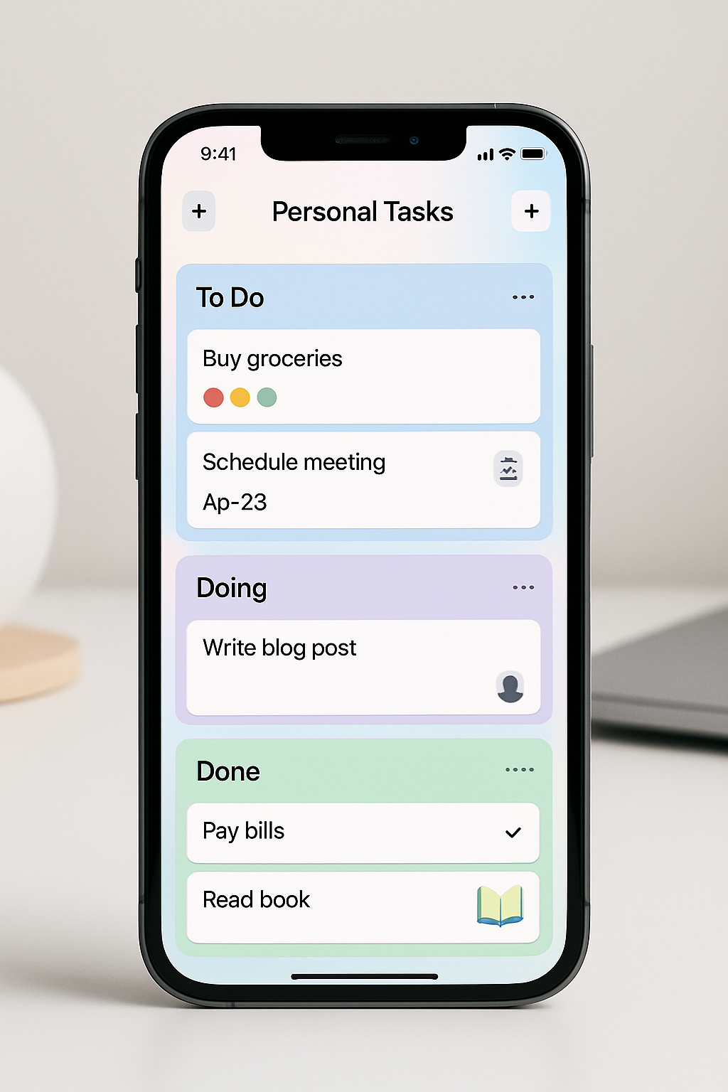 Smartphone com interface do Trello para gestão de tarefas pessoais
